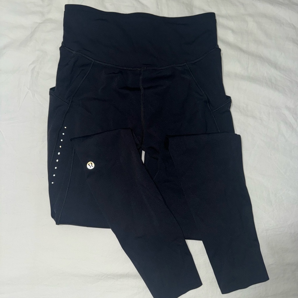 Lululemon Fast and Free High Rise Leggings - Picture 4 of 7
